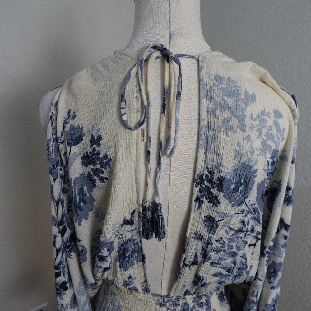 Lovestitch Floral Mini Dress M Blue White Cottagecore Smocked Peasant Slv Boho - Picture 5 of 16
